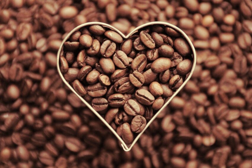 Coffee After Heart Attack : Is Decaf Coffee Good For Your Heart?